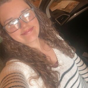Meet your Posher, Ally